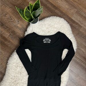 Derek Heart Black sweetheart neck thermal